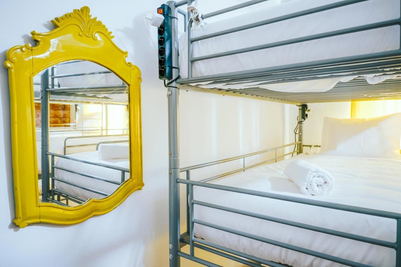 ליסבון Help Yourself Hostels - Restelo מראה חיצוני תמונה